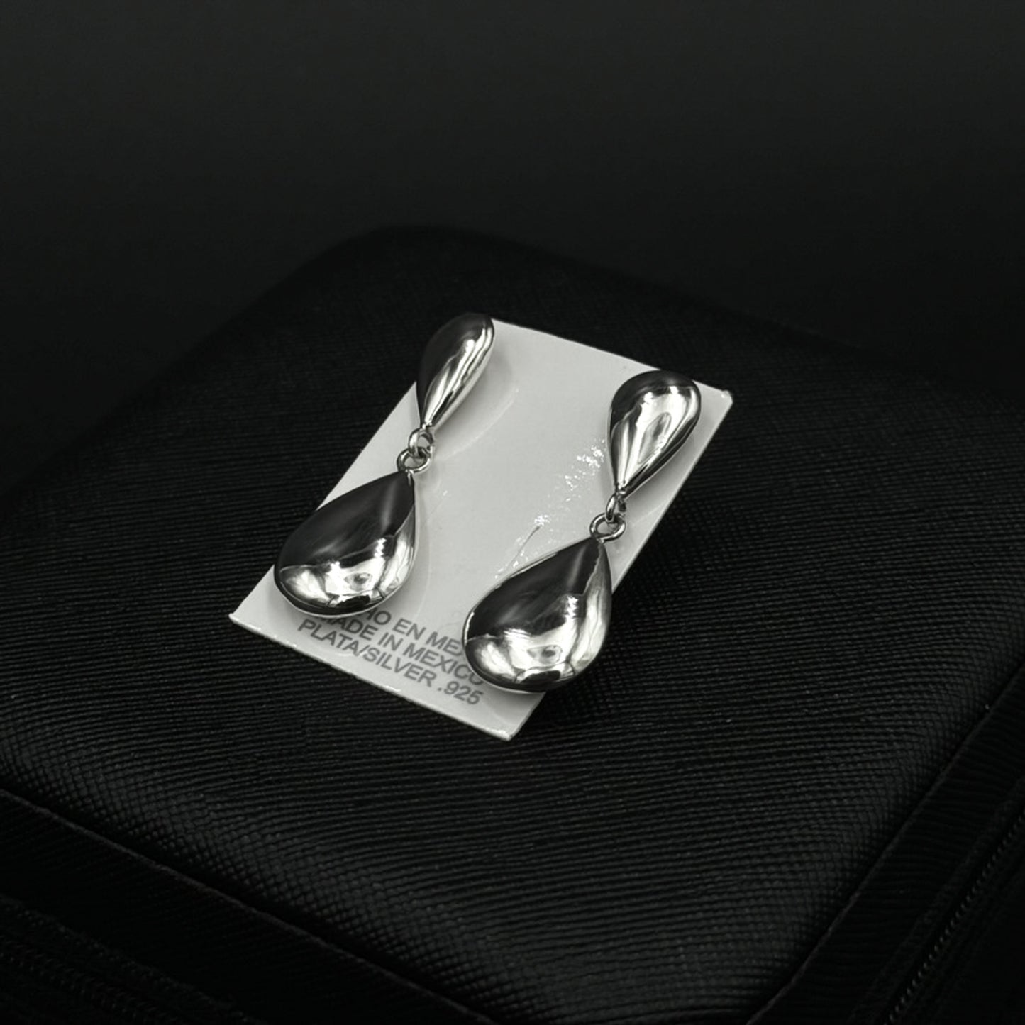 Aretes gota doble