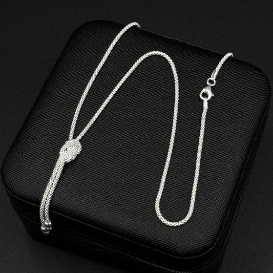 collar espuma con bolas diamantadas