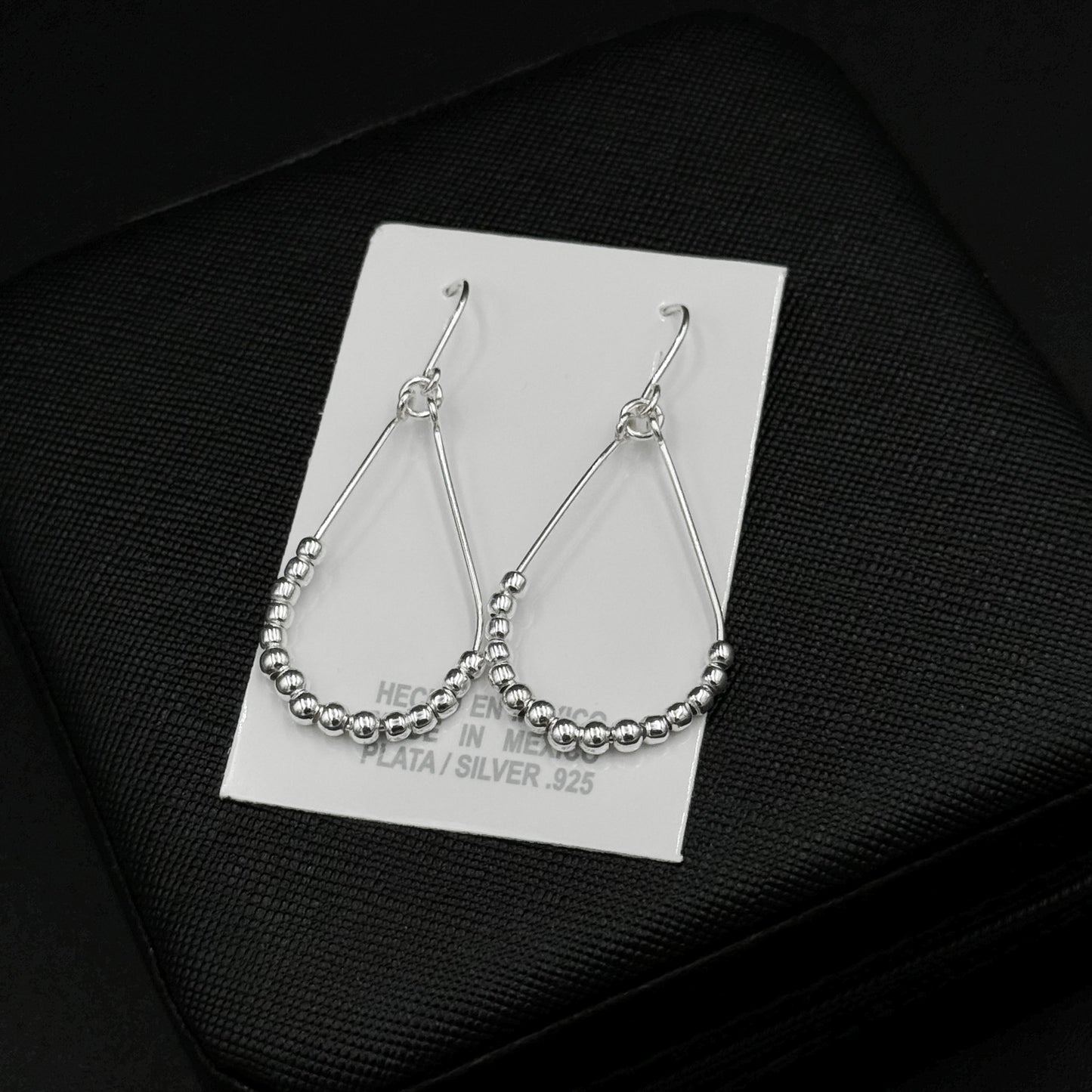 Aretes colgantes